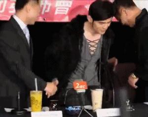 自曝体质特异,一天8杯奶茶喝不胖,粉丝惊呼太夸张