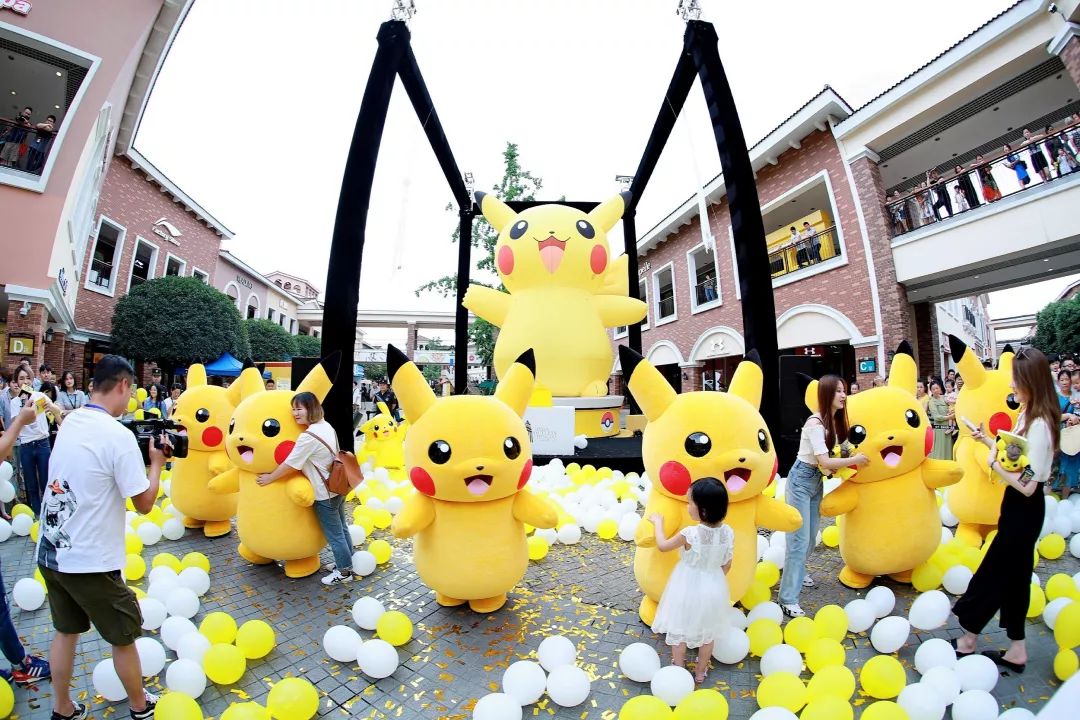 “火”上了央视!没想到夜晚的成都,居然藏了这么多耍法