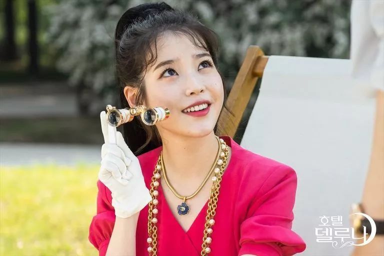 德鲁纳酒店iu最新造型,iu德鲁纳酒店造型合集图片