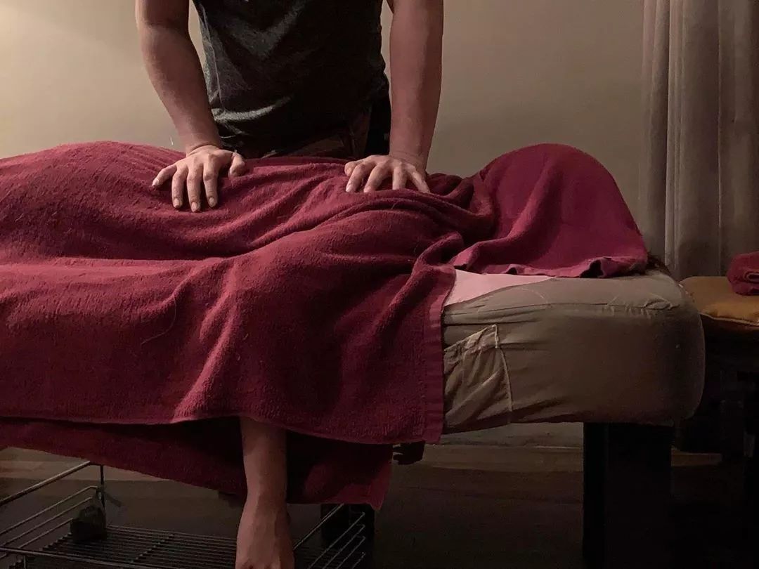 年轻人如何应对中年危机,年轻人如何度过中年危机