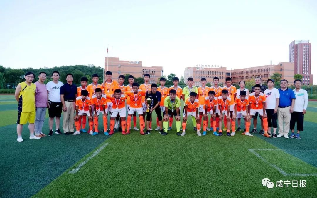 奔跑吧骄傲的少年运动员,奔跑吧骄傲的少年足球小将