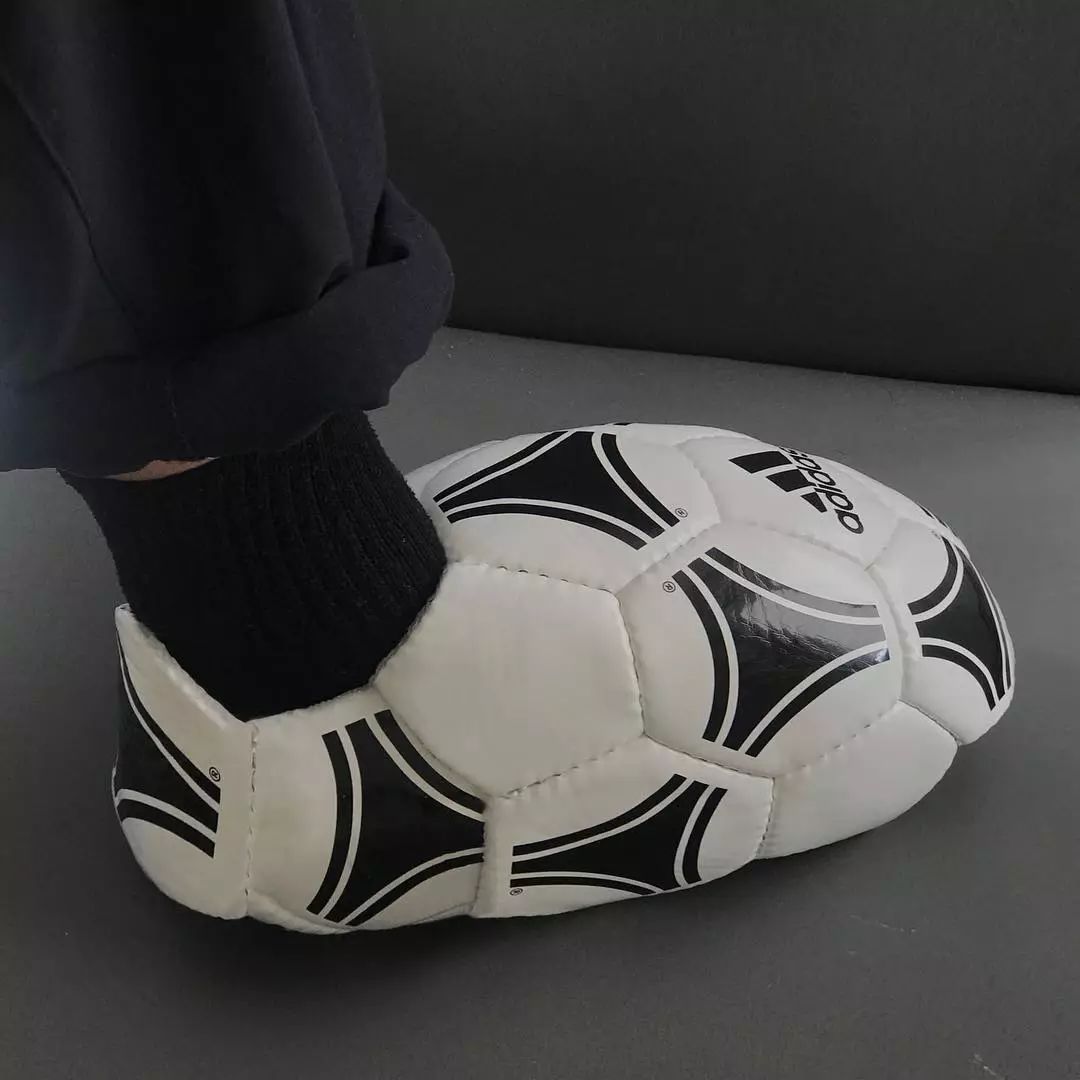 现在年轻人无聊,为啥现在年轻人恋爱那么无聊