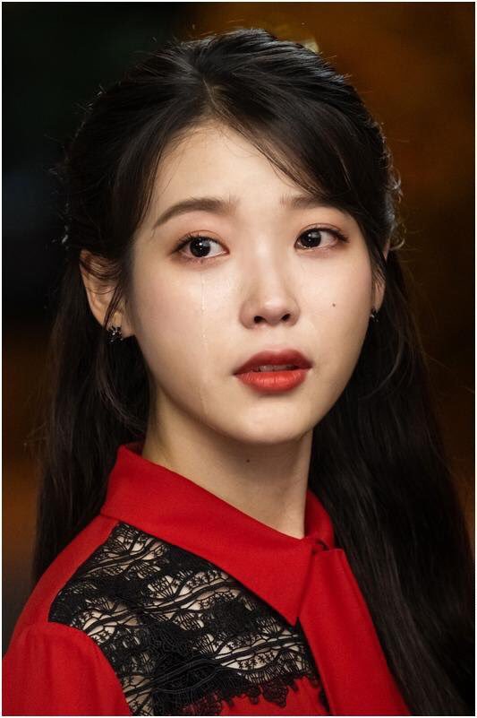 「IU」「分享」190816笼罩在《德鲁纳酒店》的不安阴影……“比想象中更加有趣和反转的第11集”