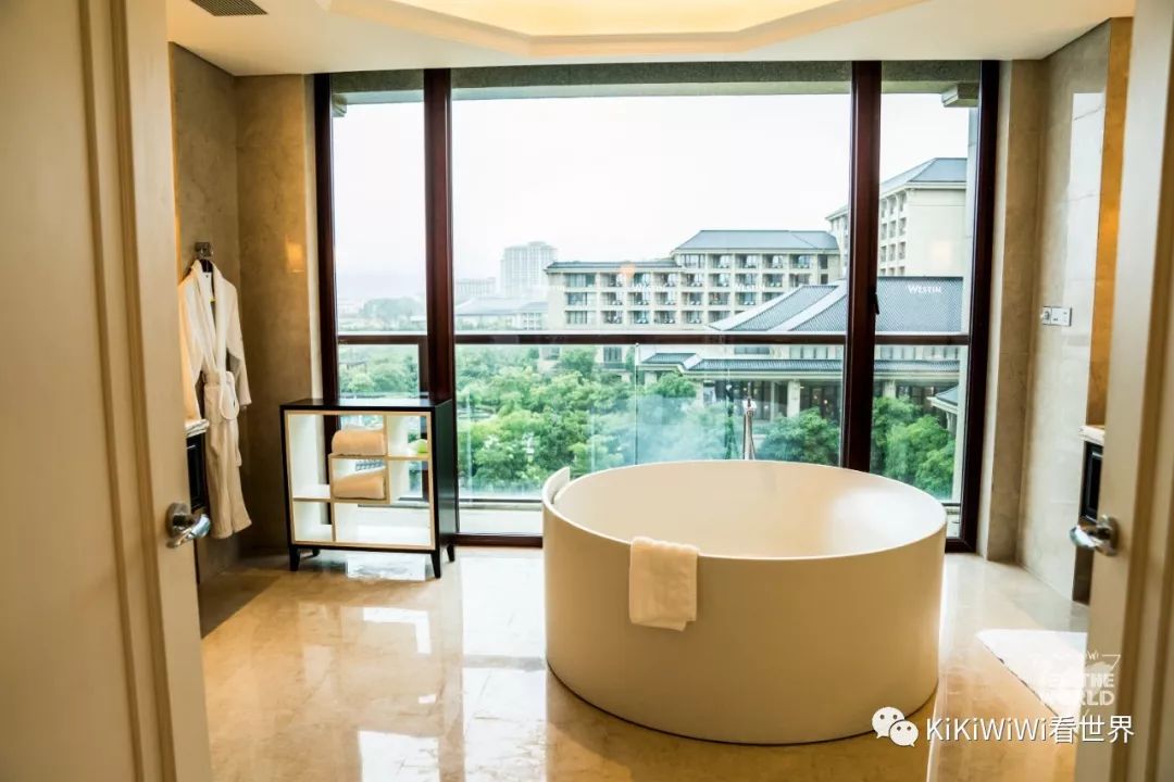 舟山威斯汀离普陀山远吗,舟山威斯汀对应的岛