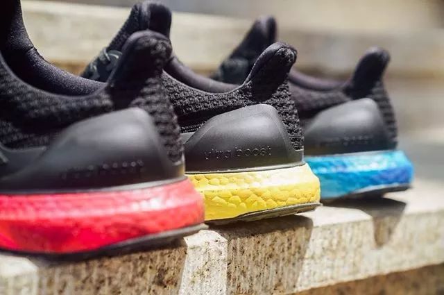 男生骚起来没女生什么事，5款「骚系球鞋」让你的回头率爆表