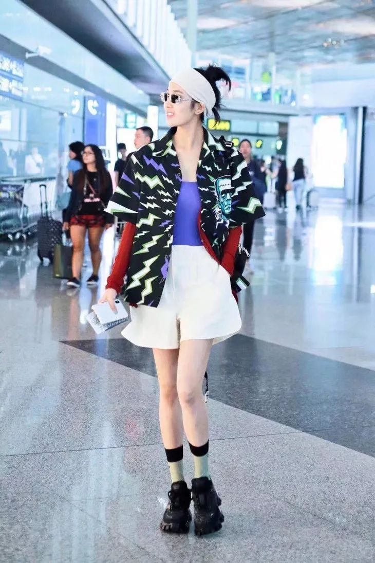 衣橱里都是“爸爸式”衣服？！我终于变成了我妈眼中嫁不出的亚子...|衣帽间