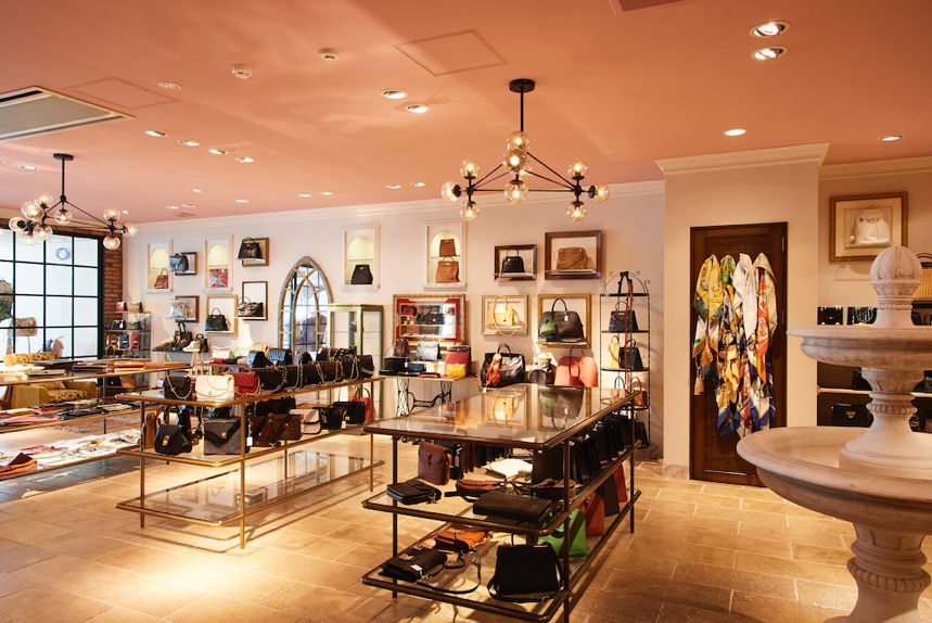 东京中古包哪里买划算,日本中古店淘宝旗舰店