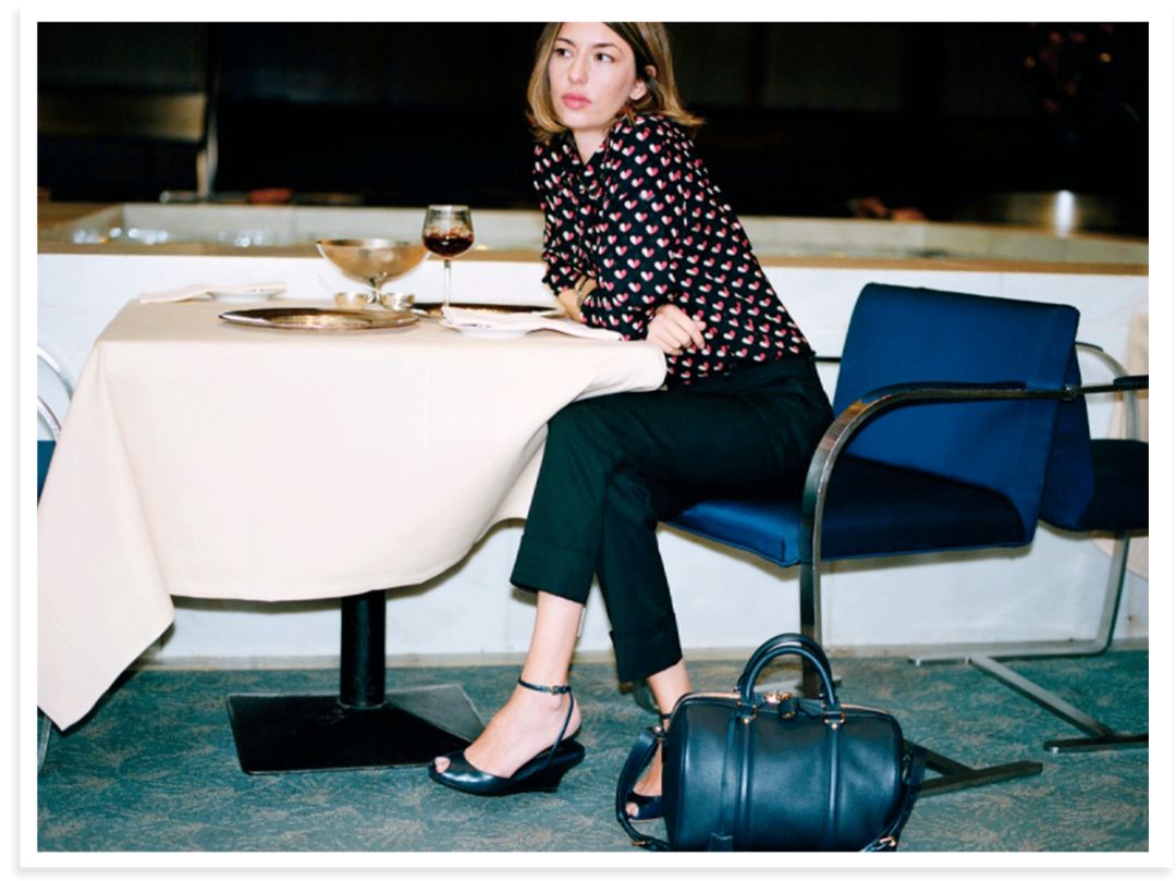 9折买|别再问byFAR了,问就是断货