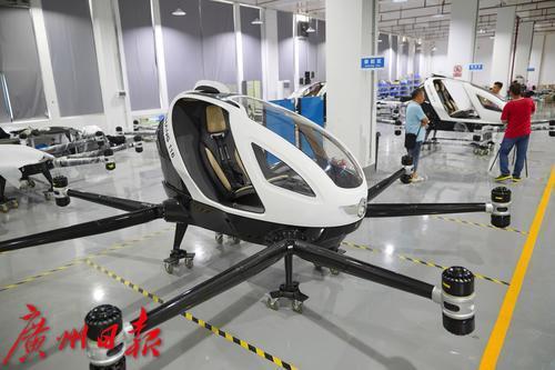 广州珠江夜游哪个最好玩,广州坐船夜游珠江真实视频