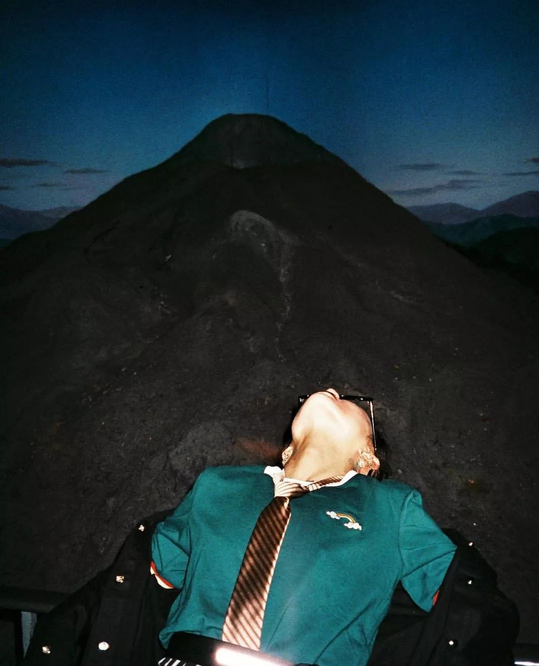 雎晓雯周冬雨吹泡泡,雎晓雯吹泡泡周冬雨