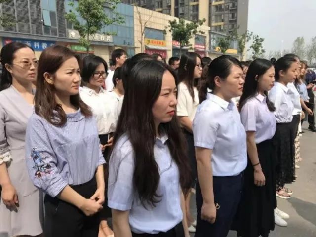 河南大学附属学校正式揭牌郑东新区再添优质教育资源