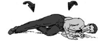 老年人摔倒了千万别着急站起来！正确做法是这样...