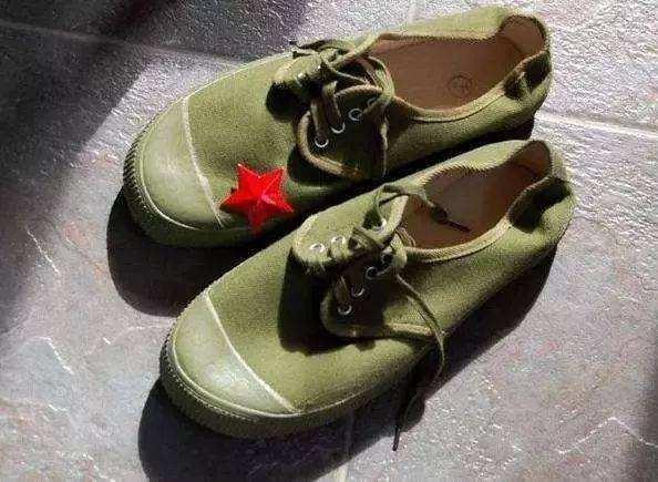 80后的回忆双星鞋,8090年代童年回忆鞋
