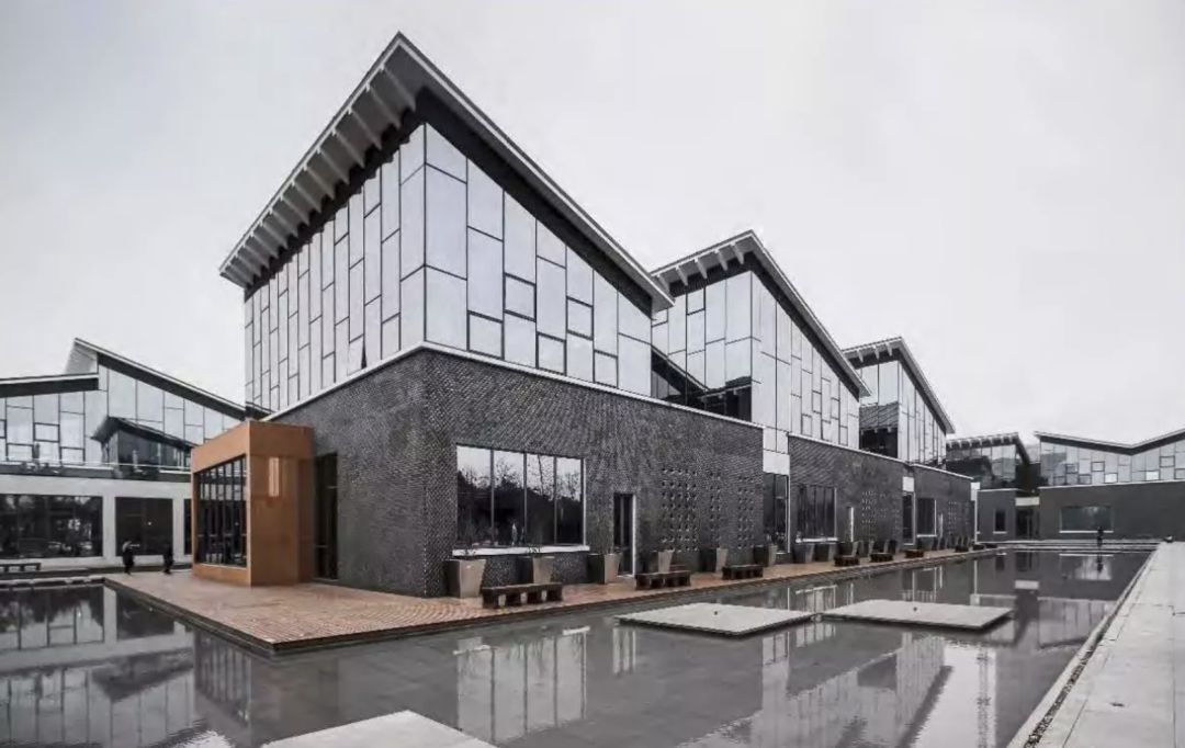 爱豆的父母都叫他们什么名字,爱豆的爸爸妈妈