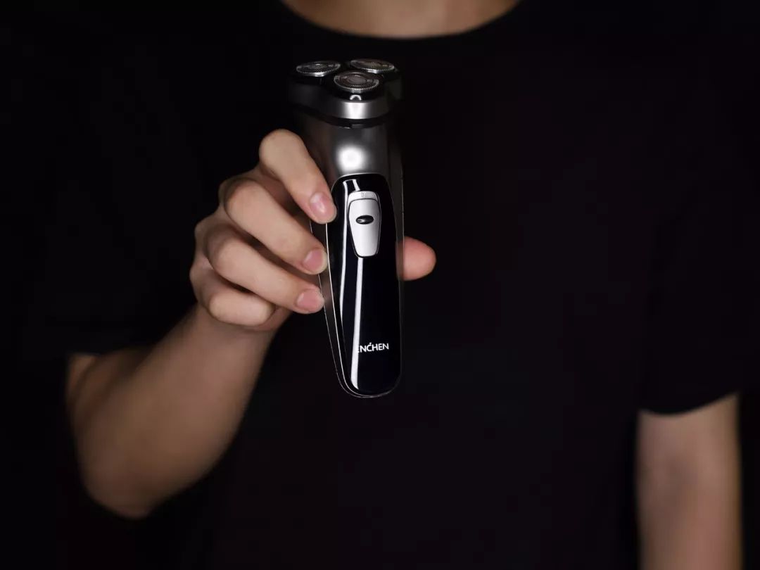 30刀头剃须刀只卖5元,剃须刀29元三把