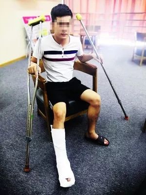 鐨囧悗閰掑惂鍗楁槍,鍗楁槍鐨囧悗閰掑惂鎵撲汉浜嬩欢