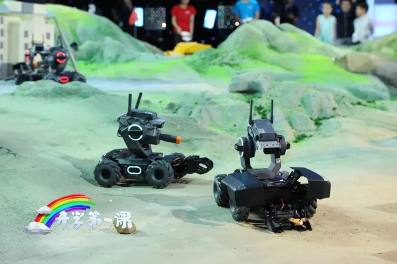 《开学第一课》节目单来了！带孩子聆听这5个动人的*旗国**故事|关注