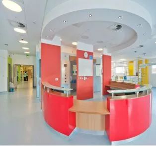 恐怕这是全国最小而美的高端妇儿医院了,94张床