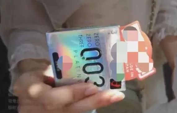 年轻姑娘买了盒避孕套，用后感染真菌，惊人真相曝光