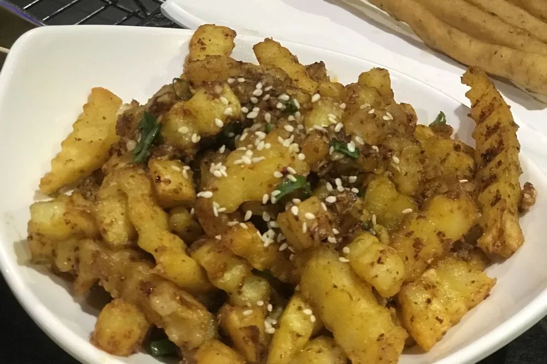 姝ｅ崡榻愬寳鐏攨涓蹭覆鍥㈣喘,姝ｅ崡榻愬寳鐏攨涓蹭覆