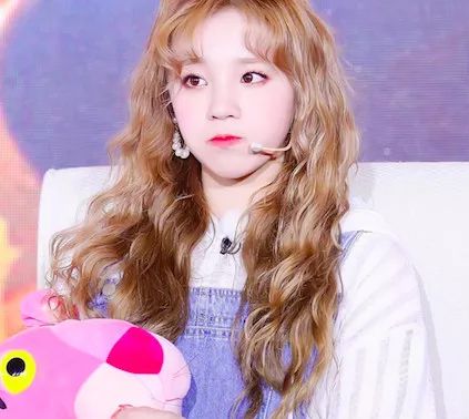 泫雅最新发型,泫雅同款发型黑长直