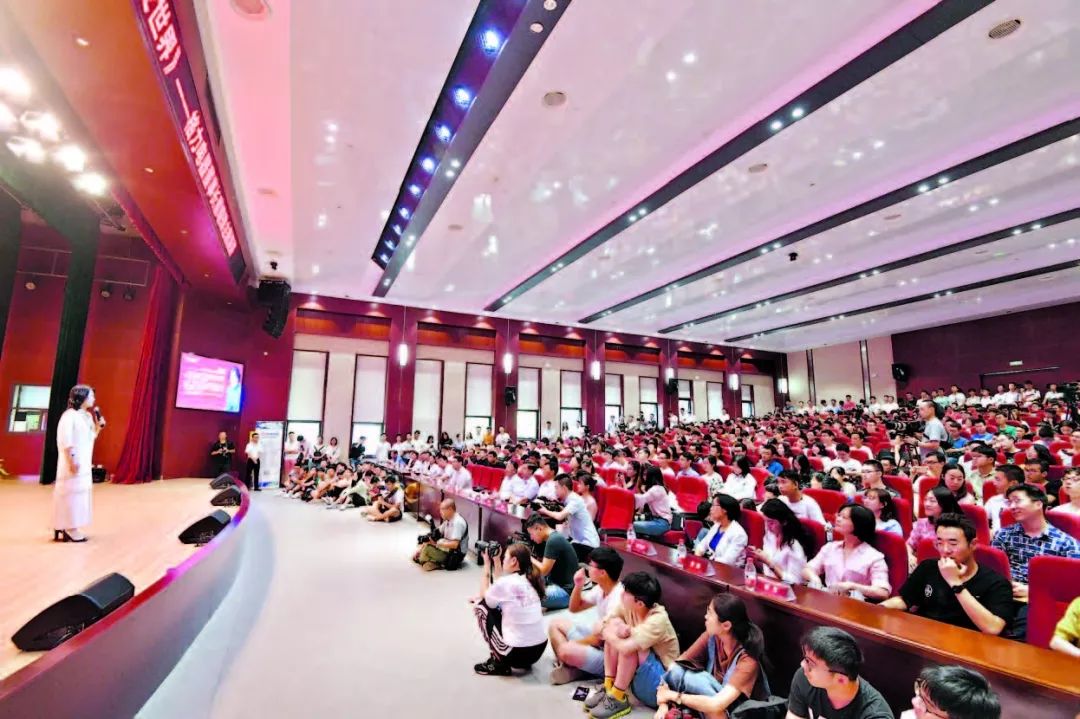 关注格力董明珠店,董明珠谈格力今年目标