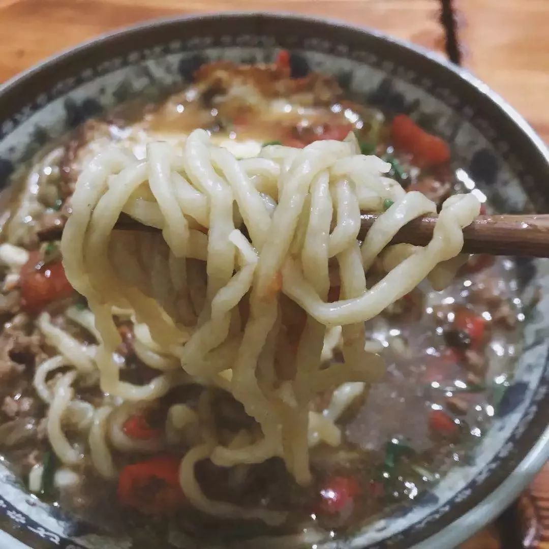 浙江其实是一个隐藏的吃面大省，义乌这两种面，看了就想流口水