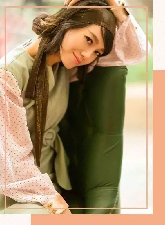 流行的发型发带,最近流行发带发型