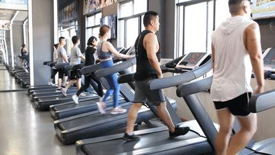 免费体验游泳健身馆,9.9洗浴汗蒸单人票