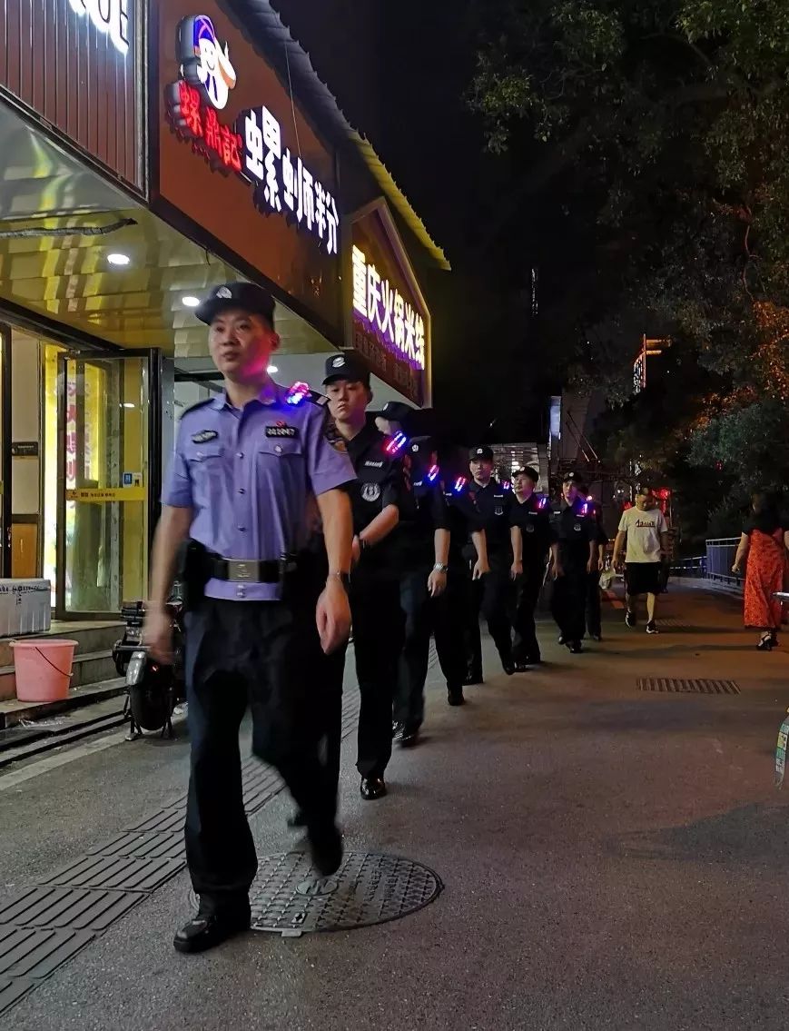 长沙公安开启夏夜治安,全警坚守全力以赴简报