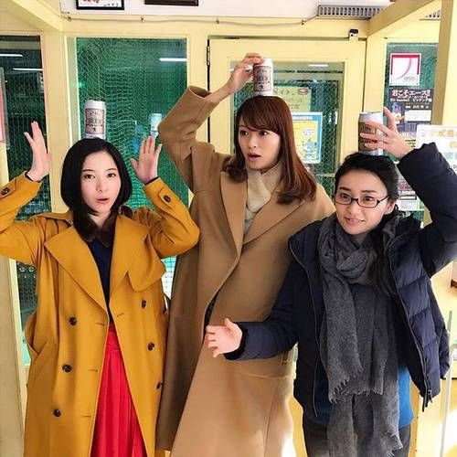 这款被日本影视剧和时尚杂志偏爱了几十年的单品,到底有哪里好?