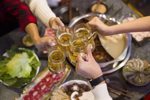 长痘了能吃凉的吗,长痘能吃青提吗