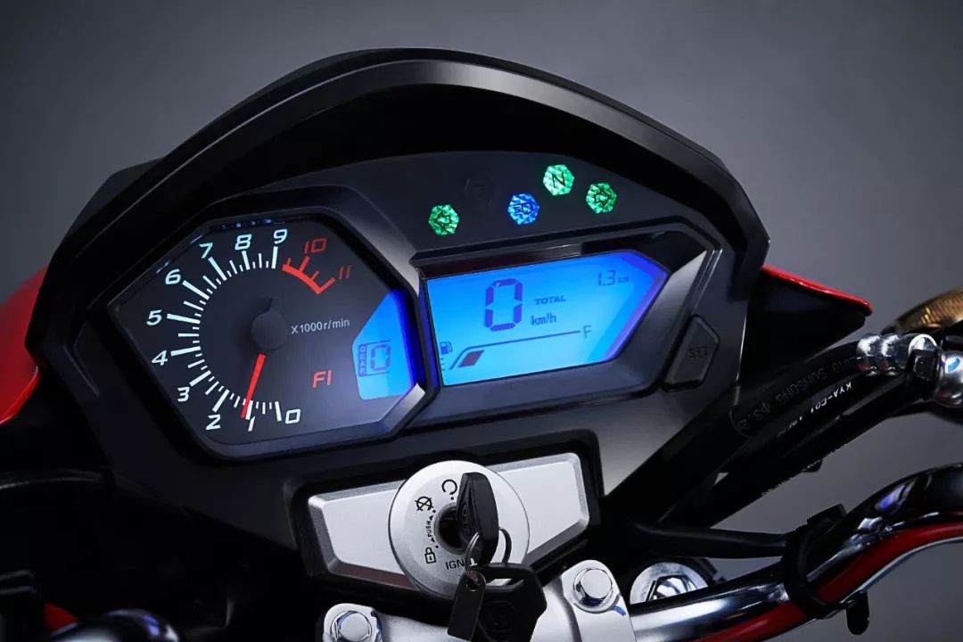 本田帅影150和飞致150对比,本田雄帅150和帅影150区别