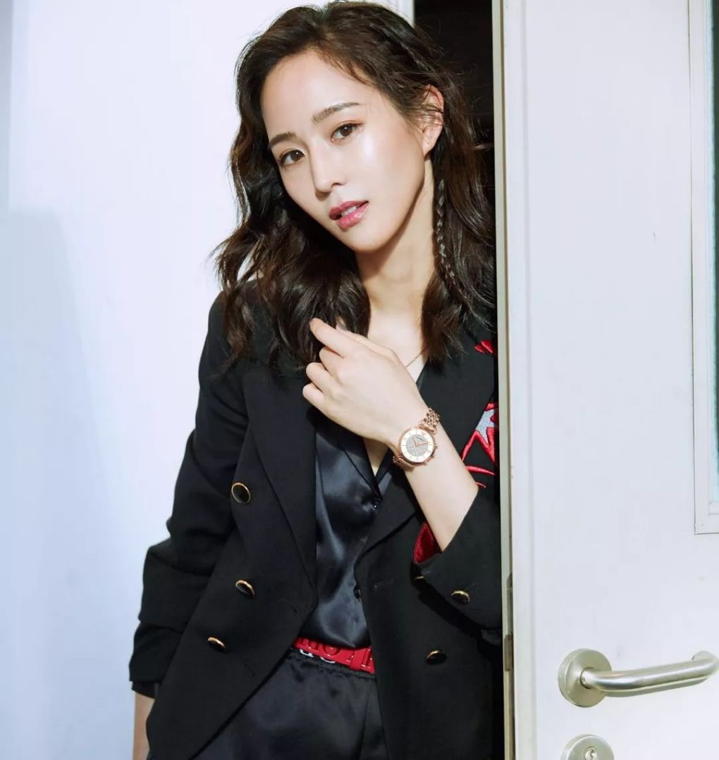 金廷祐的手表,杨祐宁的手表