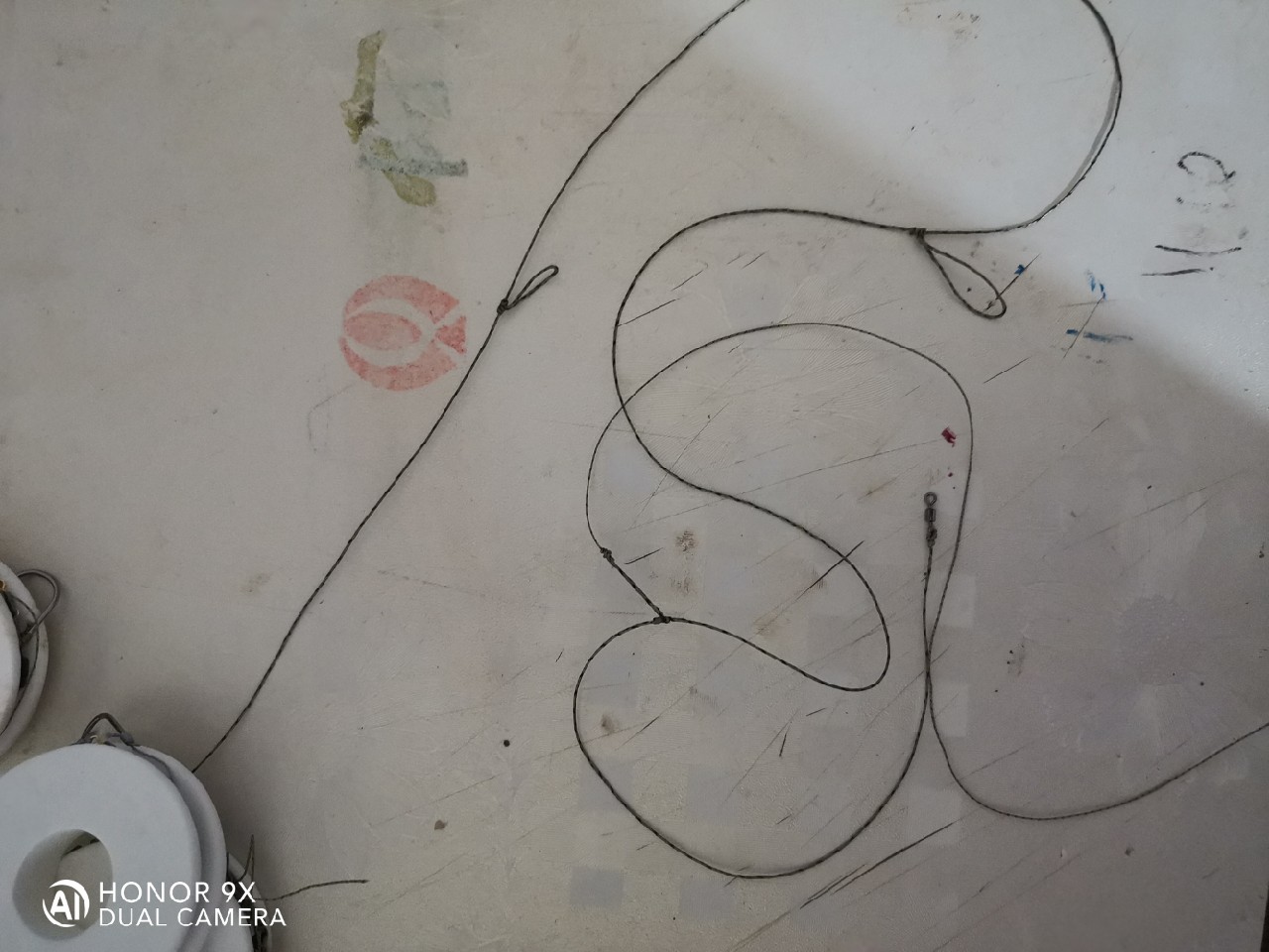 路亚串钩怎么绑线不缠线,怎么绑串钩才能不缠线