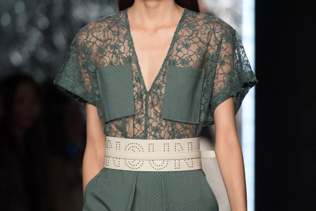 中国品牌亮相米兰巴黎时装周,第1个登上米兰时装周的品牌