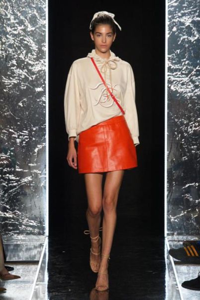 中国品牌亮相米兰巴黎时装周,第1个登上米兰时装周的品牌