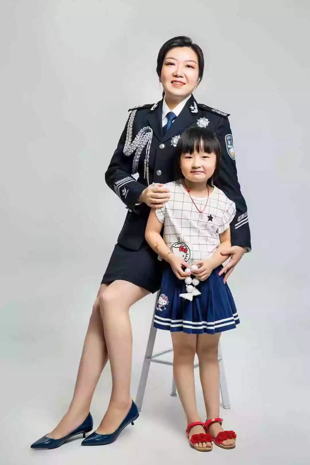 不一样的国庆献礼，福州警宝画出对祖国的爱