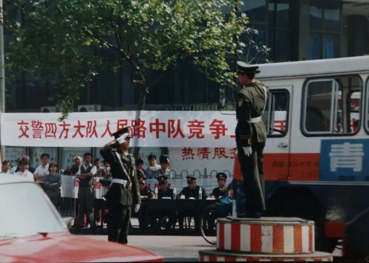 昔日吹口哨，今朝智能眼——看青岛政法工作70年巨变（公安篇）