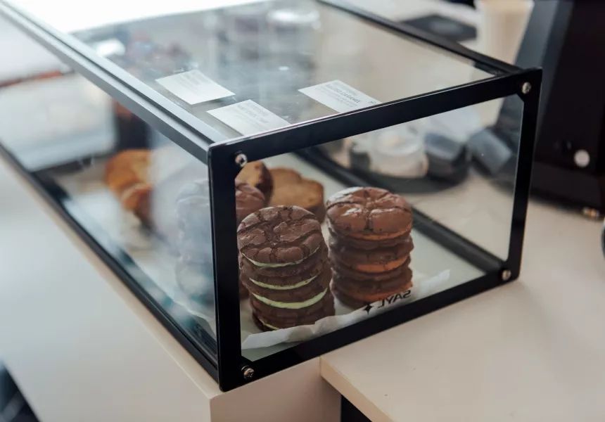 The Grounds x Maleficent限时出现，悉尼绝美Cafe化身暗黑仙女风！限定甜品相当吸睛