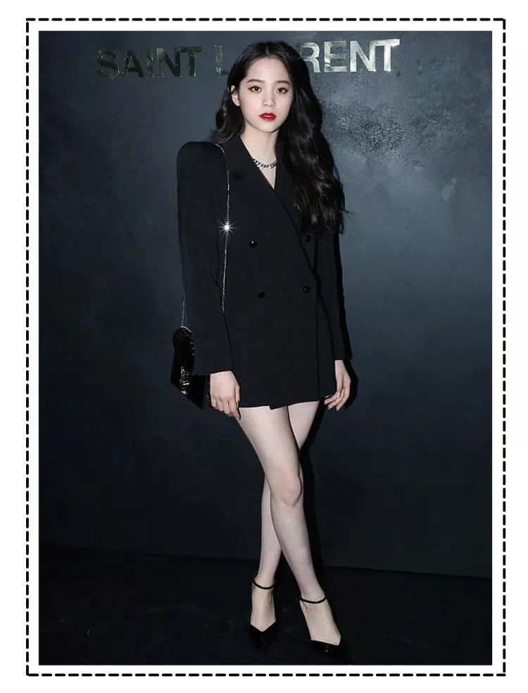 连衣裙女款爆款2022新款正品秋冬,好看秋冬的连衣裙推荐