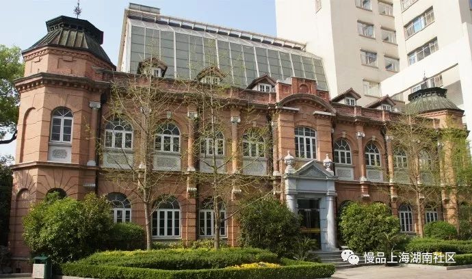 这条徐汇的大马路居然还暗藏着那么多美食？记得边走边吃