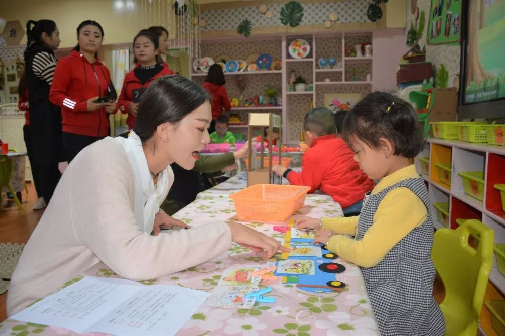 一花独放不是春百花齐放春满园——市实验幼儿园不断创新推进学前教育集团化办园模式