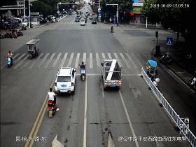 曝光台礼让行人文明行车,凯里市文明礼让曝光台第28期