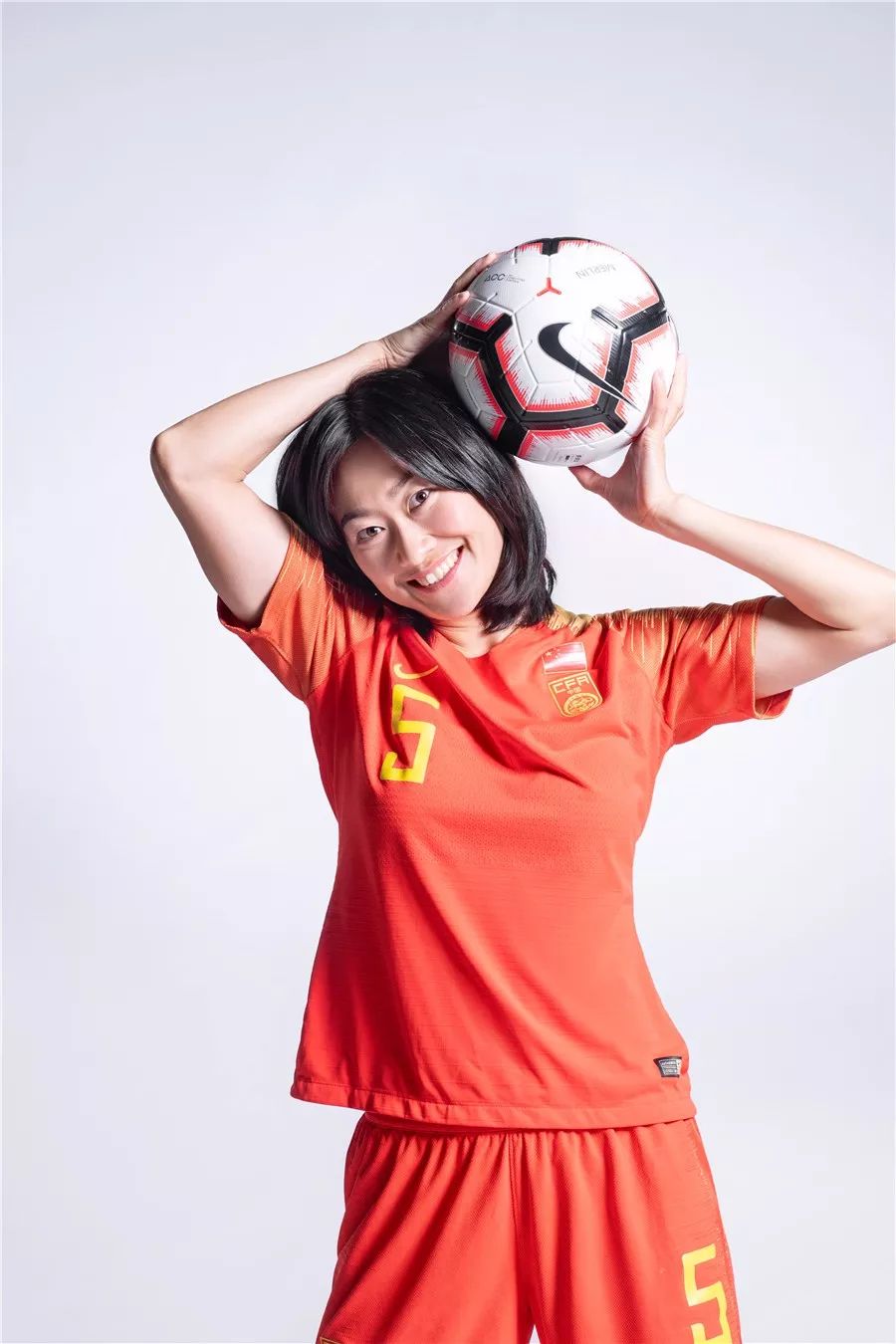 吴海燕建德哪的,吴海燕女儿长大后照片