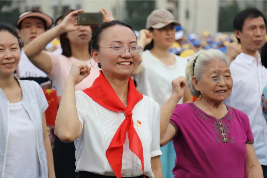 红领巾心向党少先队献词大赛,红领巾心向党争做新时代的好队员