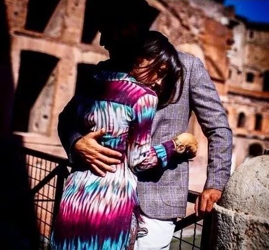 赞美女孩子的万能话术,高情商的赞美女孩子语句