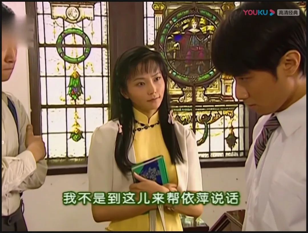 杜飞穿红色衣服,杜飞穿匡威