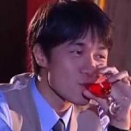 杜飞穿红色衣服,杜飞穿匡威