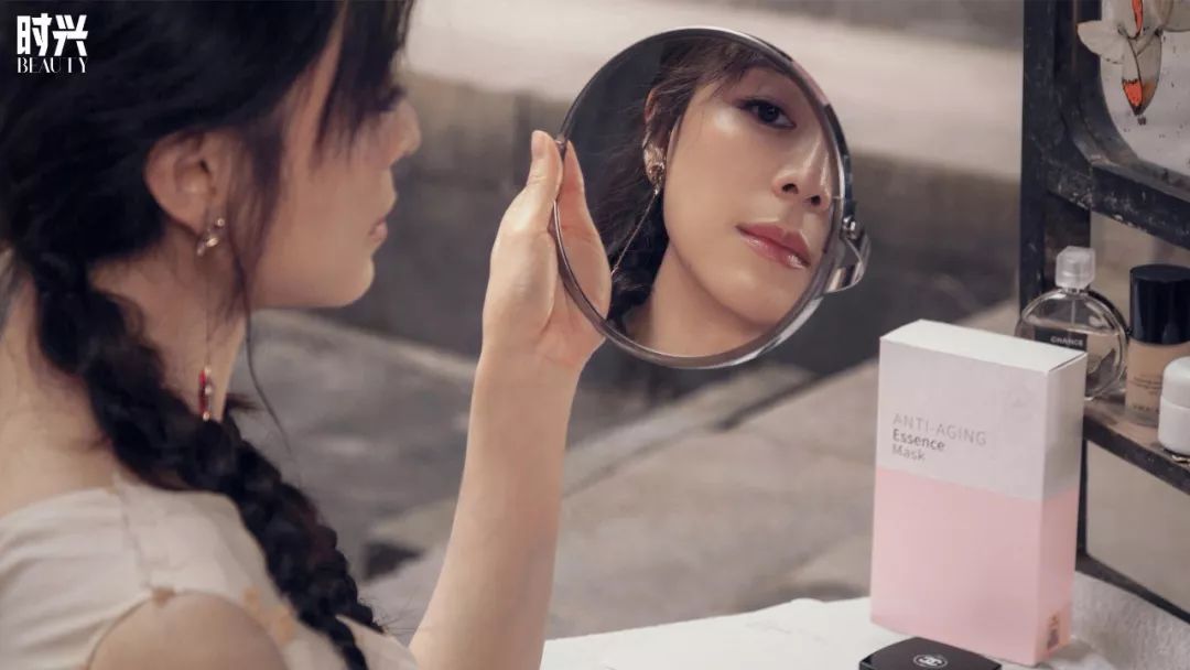 “韩国第一美魔女”私照曝光！51岁凭初恋脸狂吸680万人围观：原来男神都喜欢这样的？